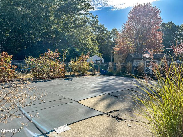 3 Fox Farm Road, Queensbury, NY 12804