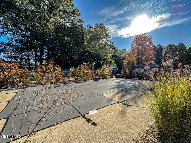 3 Fox Farm Road, Queensbury, NY 12804