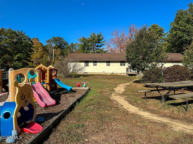 3 Fox Farm Road, Queensbury, NY 12804