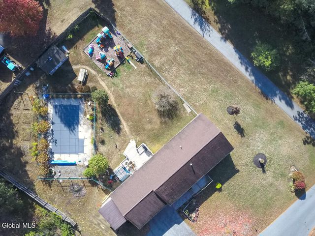 3 Fox Farm Road, Queensbury, NY 12804
