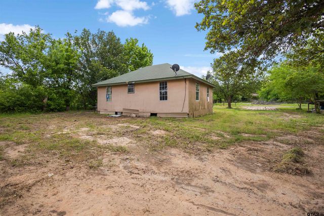 2240 County Rd 1502, Van, TX 75790