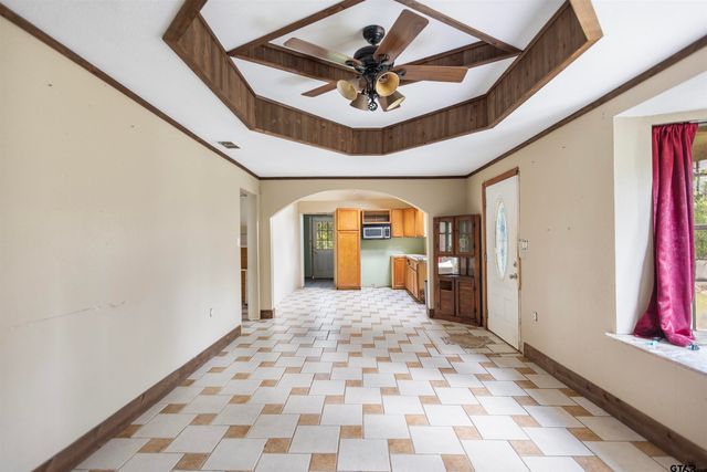 2240 County Rd 1502, Van, TX 75790