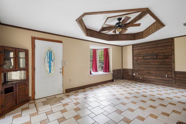 2240 County Rd 1502, Van, TX 75790