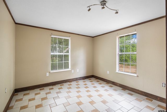 2240 County Rd 1502, Van, TX 75790