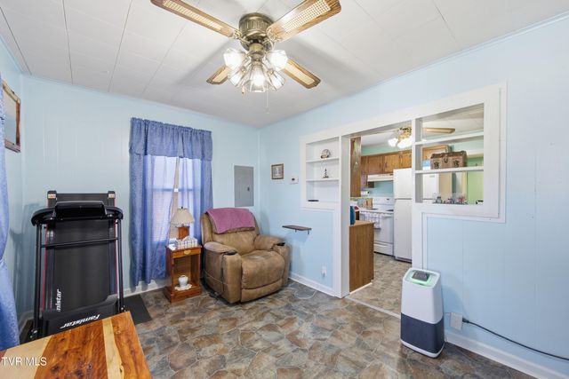 540 Oakwood Street, Bristol, TN 37620