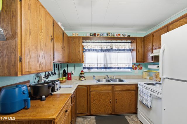 540 Oakwood Street, Bristol, TN 37620