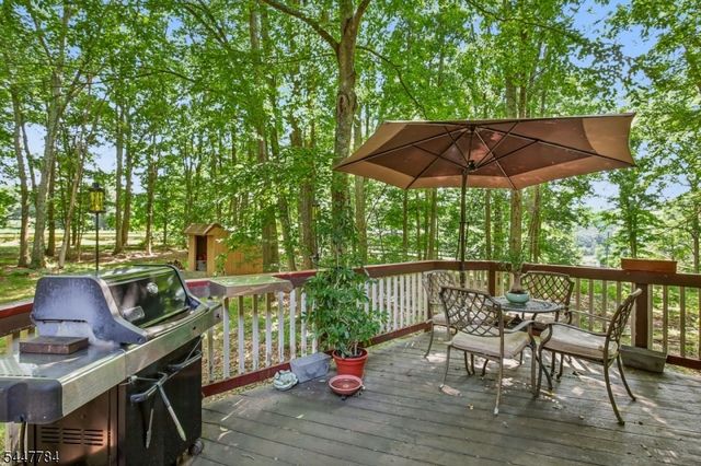 69 Van Orden Rd, West Milford Twp., NJ 07435