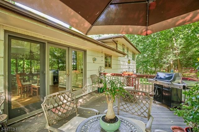 69 Van Orden Rd, West Milford Twp., NJ 07435