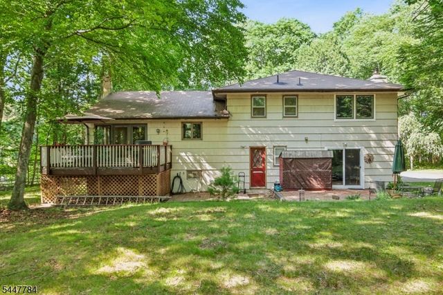 69 Van Orden Rd, West Milford Twp., NJ 07435