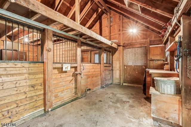 69 Van Orden Rd, West Milford Twp., NJ 07435