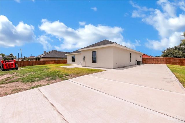 1302 Quartz Street, Penitas, TX 78576