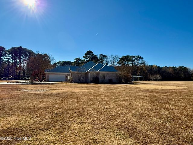 1380 Bear Trap Road, Williamston, NC 27892