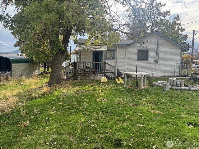 916 Division Street, Grand Coulee, WA 99133