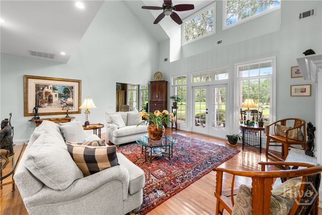14 Amberwood Circle, Savannah, GA 31405
