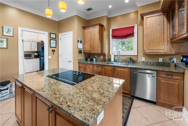 14 Amberwood Circle, Savannah, GA 31405