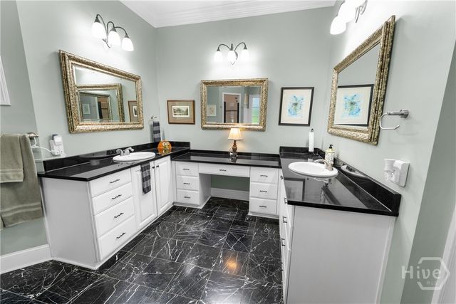 14 Amberwood Circle, Savannah, GA 31405