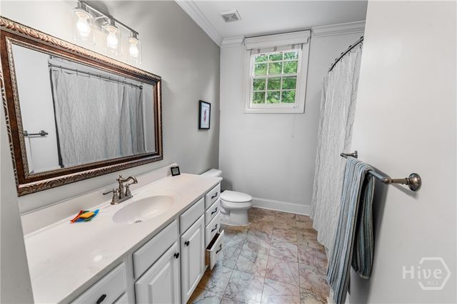 14 Amberwood Circle, Savannah, GA 31405