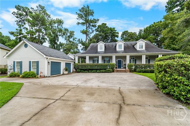 14 Amberwood Circle, Savannah, GA 31405