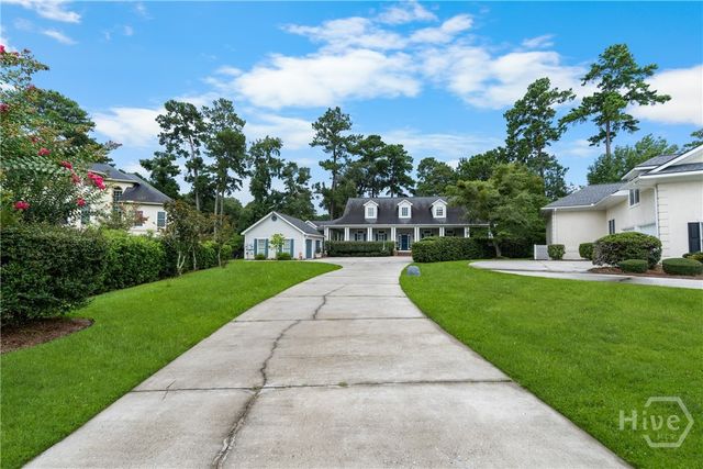 14 Amberwood Circle, Savannah, GA 31405