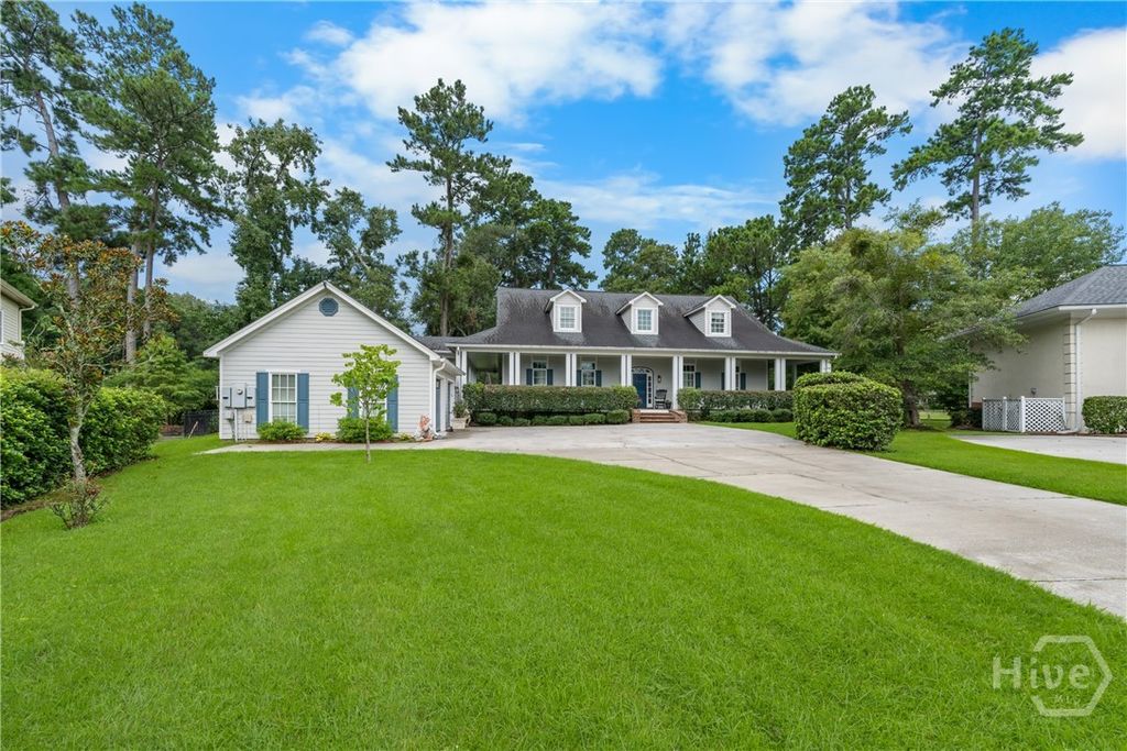 14 Amberwood Circle, Savannah, GA 31405