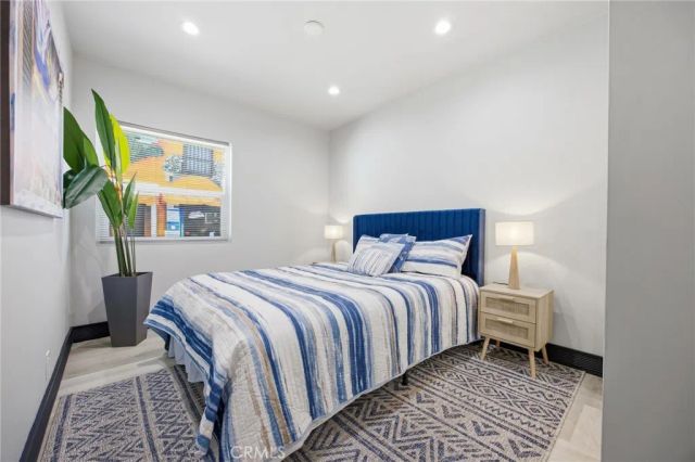 17660 Martha Street, Encino, CA 91316