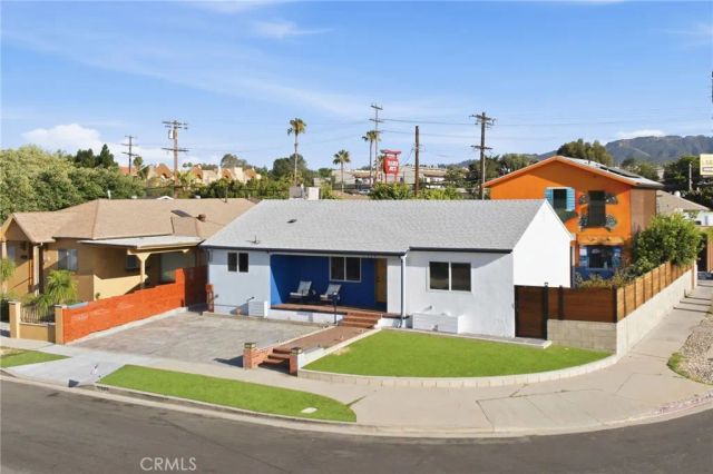 17660 Martha Street, Encino, CA 91316
