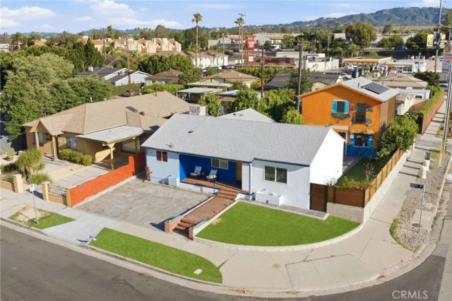 17660 Martha Street, Encino, CA 91316