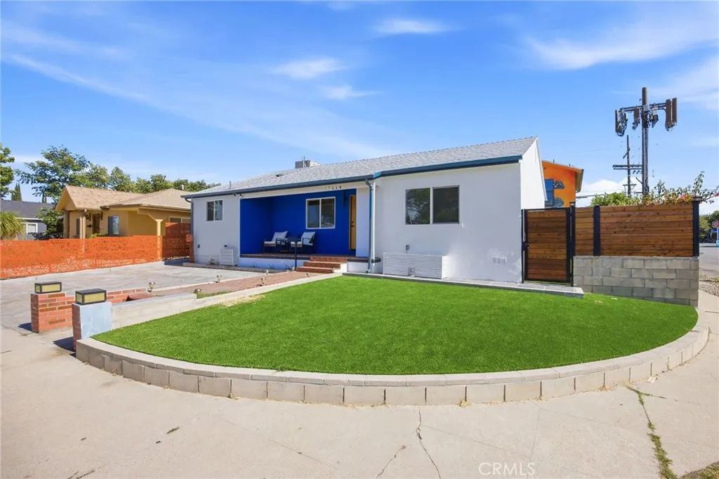17660 Martha Street, Encino, CA 91316