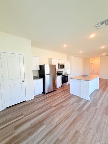 10219 Pine River, San Antonio, TX 78154