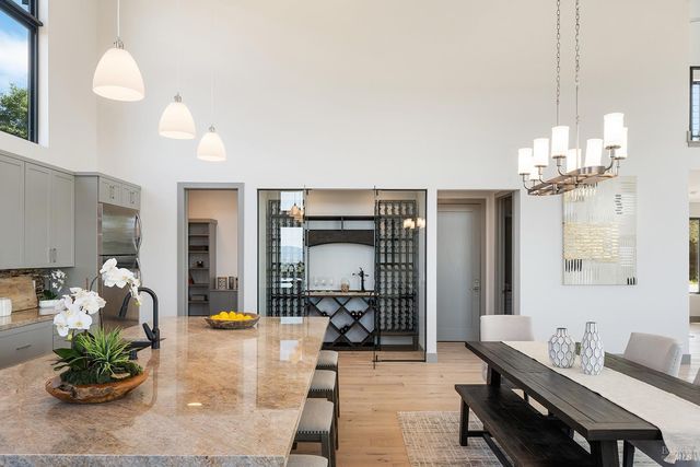 5095 Knollwood Ct, Santa Rosa, CA 95403