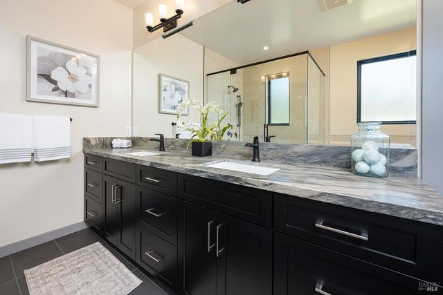 5095 Knollwood Ct, Santa Rosa, CA 95403