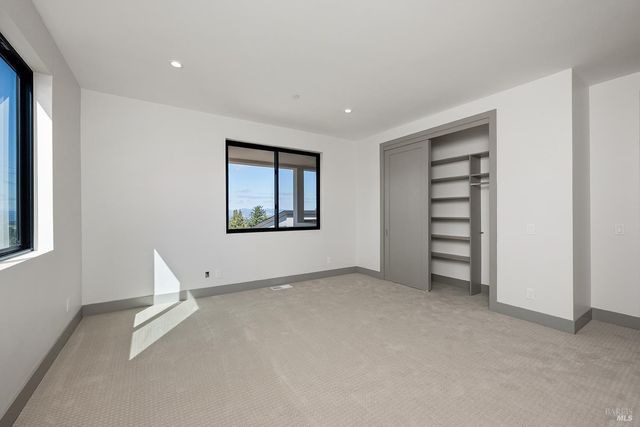 5095 Knollwood Ct, Santa Rosa, CA 95403