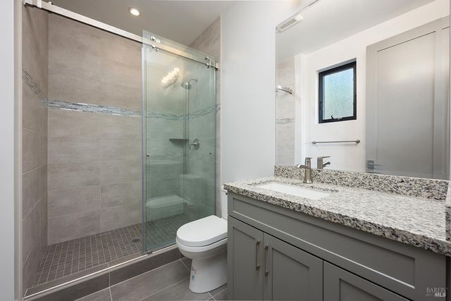 5095 Knollwood Ct, Santa Rosa, CA 95403