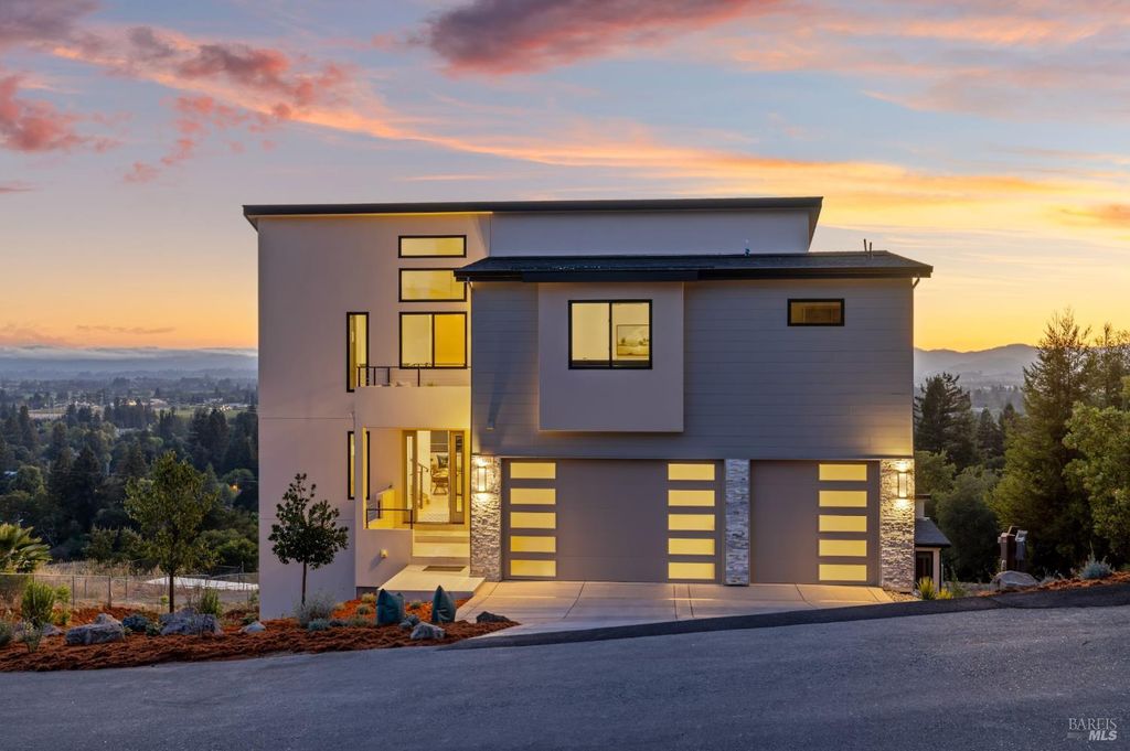 5095 Knollwood Ct, Santa Rosa, CA 95403