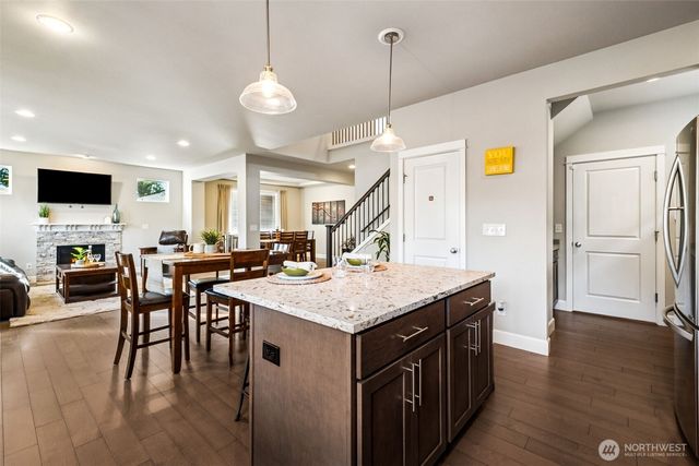 24524 96th Avenue S, Kent, WA 98030