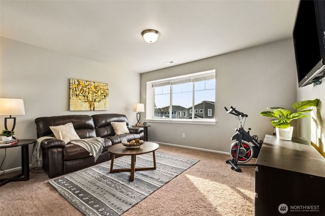 24524 96th Avenue S, Kent, WA 98030