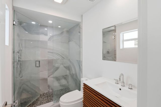 998 W CAMINO REAL, Boca Raton, FL 33486
