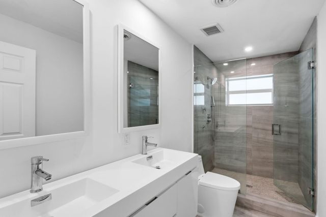 998 W CAMINO REAL, Boca Raton, FL 33486