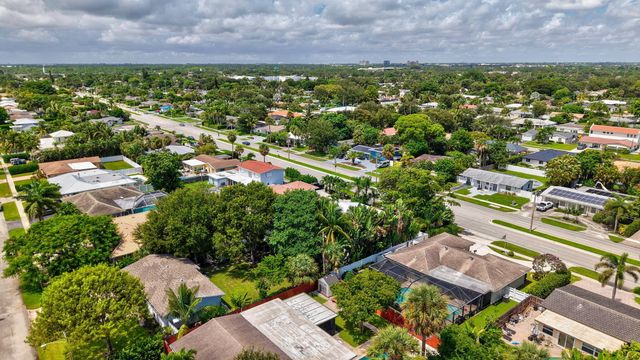 998 W CAMINO REAL, Boca Raton, FL 33486