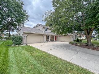 1715 Stardust DRIVE, Waukesha, WI 53186