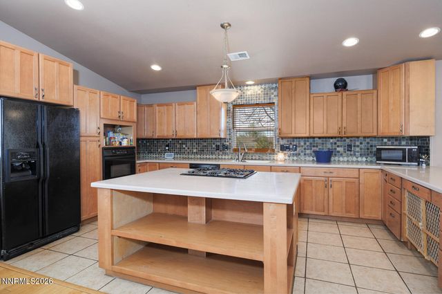 1400 Golden Park Way, Fallon, NV 89406