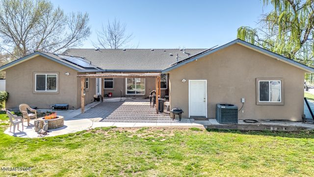 1400 Golden Park Way, Fallon, NV 89406