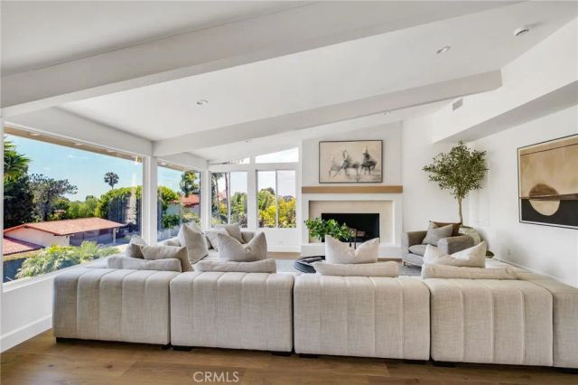 1320 Via Gabriel, Palos Verdes Estates, CA 90274