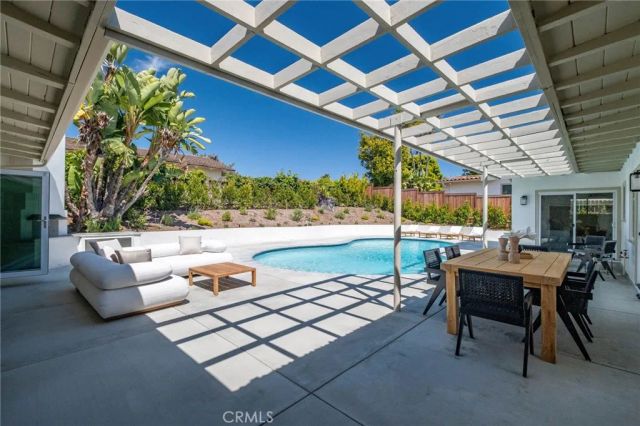 1320 Via Gabriel, Palos Verdes Estates, CA 90274