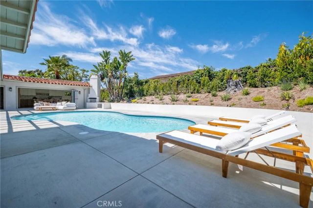 1320 Via Gabriel, Palos Verdes Estates, CA 90274