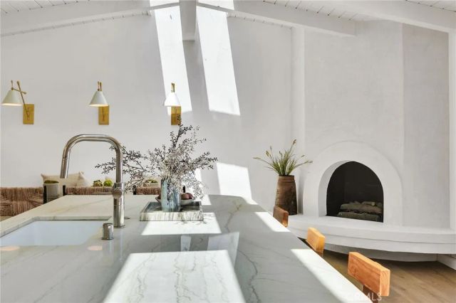 1320 Via Gabriel, Palos Verdes Estates, CA 90274
