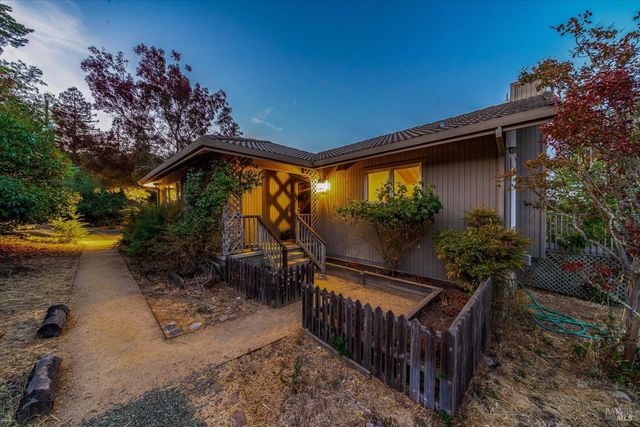 4456 Grove St, Sonoma, CA 95476