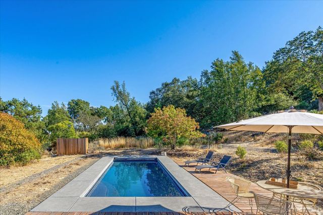 4456 Grove St, Sonoma, CA 95476