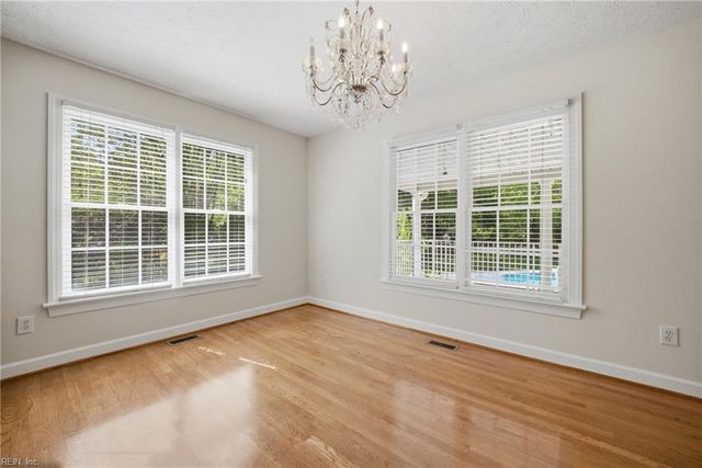 113 Tern CT, Yorktown, VA 23692