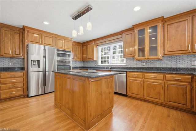 113 Tern CT, Yorktown, VA 23692